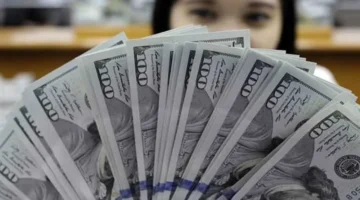 تحديثات الصرف.. سعر الدولار أمام الجنيه في البنوك والسوق السوداء يوم الخميس